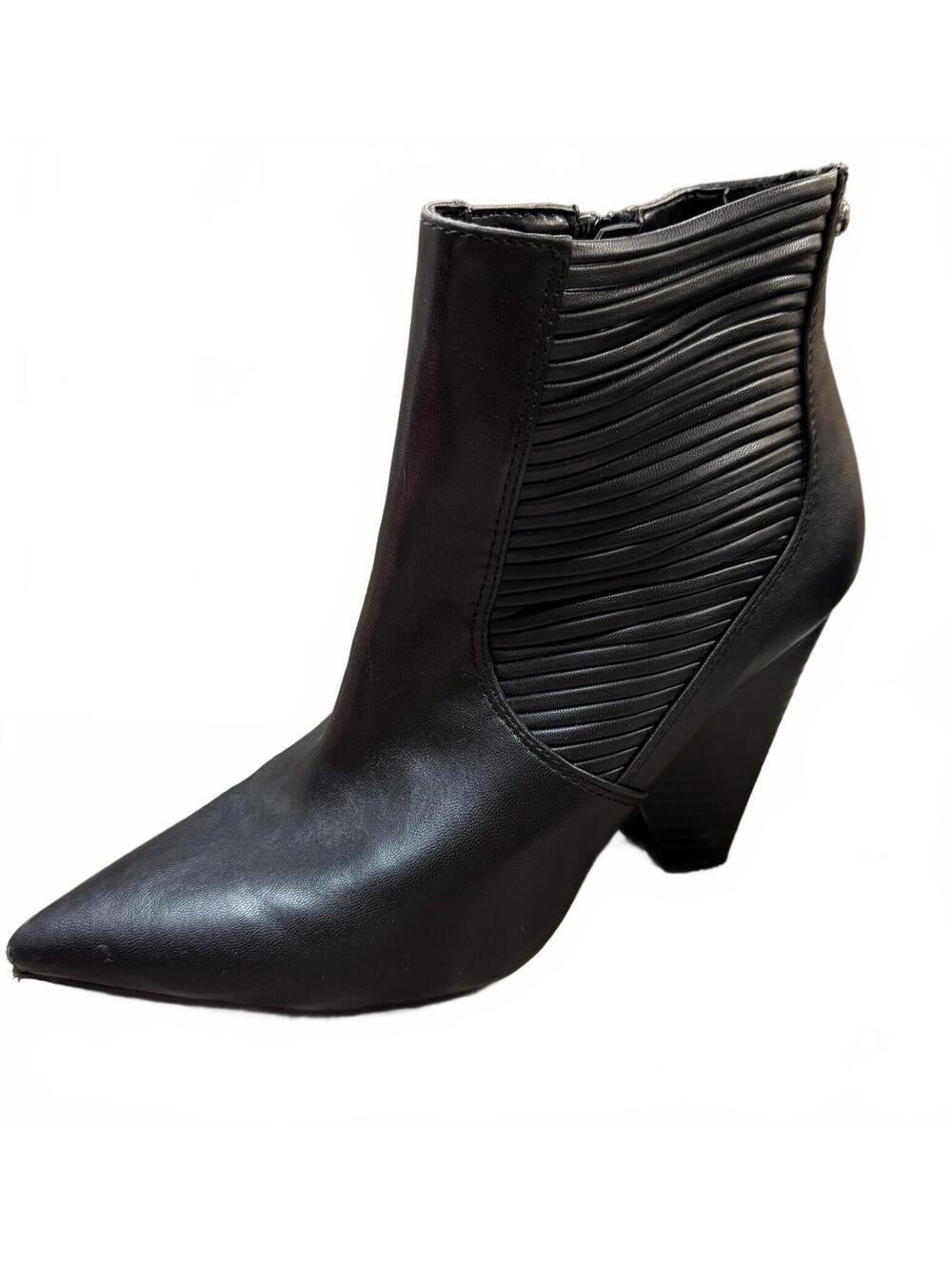 Simply Vera Wang Gadwall Black 3" High Heels Ankle Boots Booties Sz 8 Med